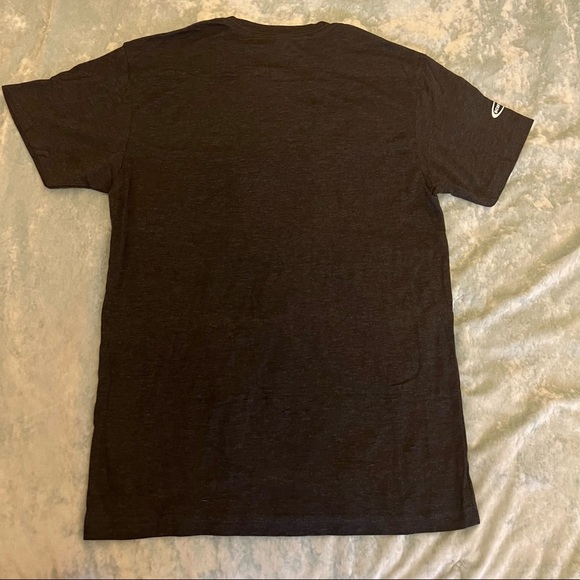 Schwalbe Tire T-shirt - Picture 4 of 5